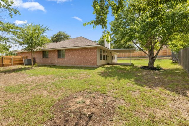 1510 Barcus DR, Georgetown, TX 78626