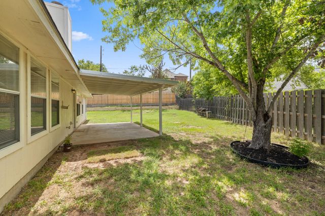 1510 Barcus DR, Georgetown, TX 78626