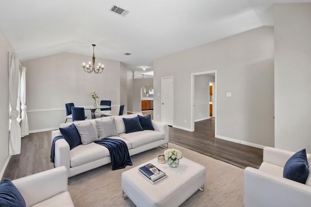 1510 Barcus DR, Georgetown, TX 78626