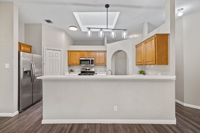 1510 Barcus DR, Georgetown, TX 78626
