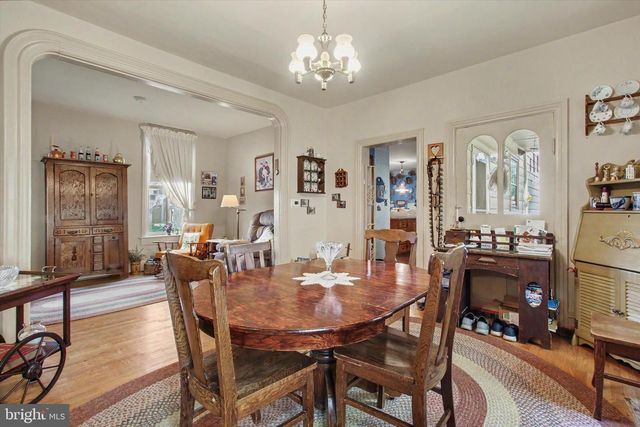 215 W SECOND ST, Waynesboro, PA 17268