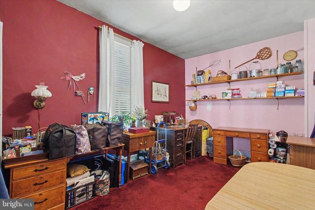 215 W SECOND ST, Waynesboro, PA 17268