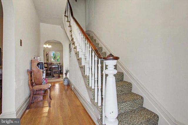 215 W SECOND ST, Waynesboro, PA 17268