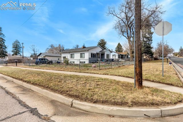 1012 Iowa Avenue, Colorado Springs, CO 80909