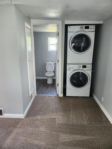 1012 Iowa Avenue, Colorado Springs, CO 80909