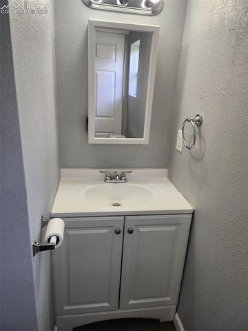 1012 Iowa Avenue, Colorado Springs, CO 80909