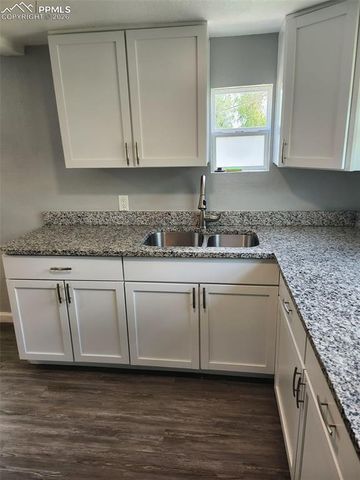 1012 Iowa Avenue, Colorado Springs, CO 80909