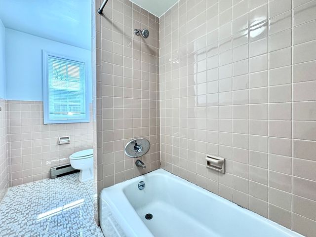 17 Old Colony Ln 10, Arlington, MA 02476