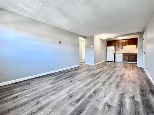 17 Old Colony Ln 10, Arlington, MA 02476