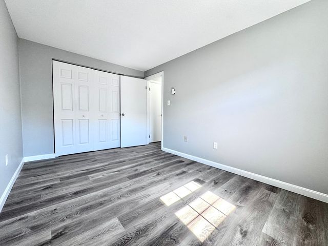 17 Old Colony Ln 10, Arlington, MA 02476