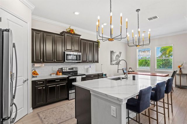 9817 SAGE CREEK DRIVE, Sun City Center, FL 33573