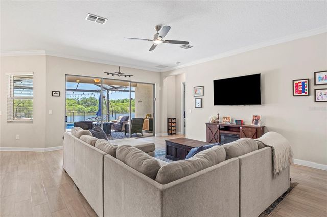 9817 SAGE CREEK DRIVE, Sun City Center, FL 33573