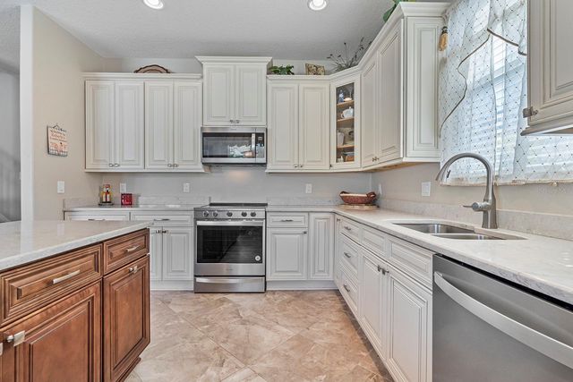 2512 BROSS DRIVE, St Cloud, FL 34771