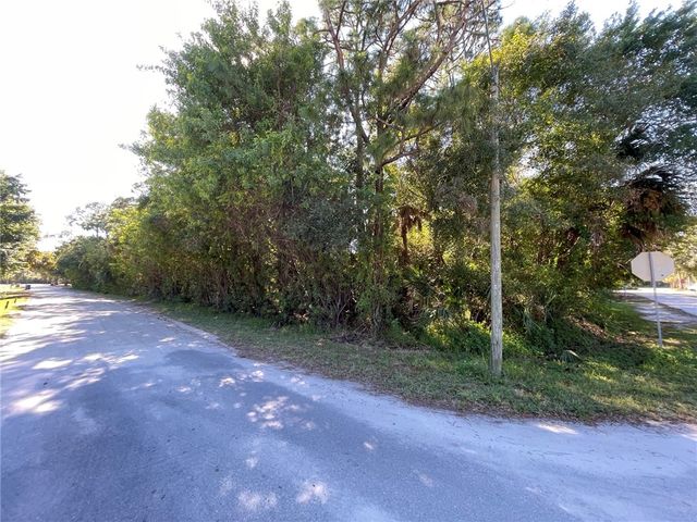 4595 57th Avenue, Vero Beach, FL 32967