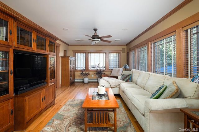 100 Byron Road, Merrick, NY 11566