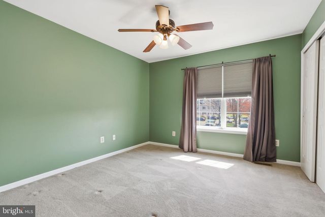 33 CARRIAGE KNOLL CT, Langhorne, PA 19047