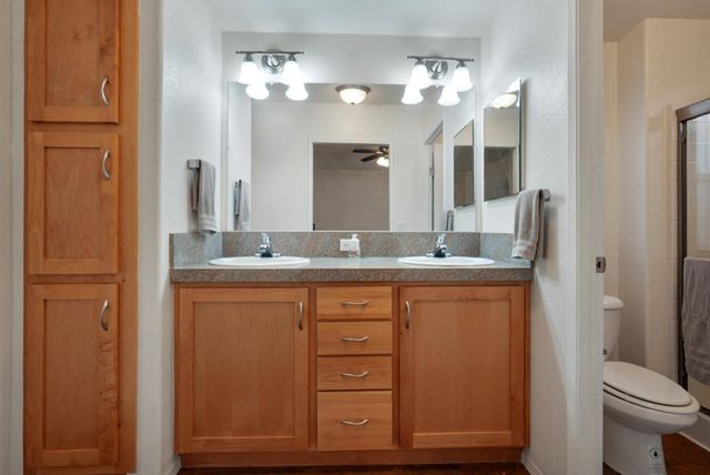 48 Clipper Lane, Modesto, CA 95356