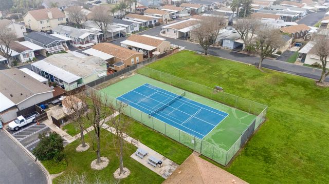 48 Clipper Lane, Modesto, CA 95356