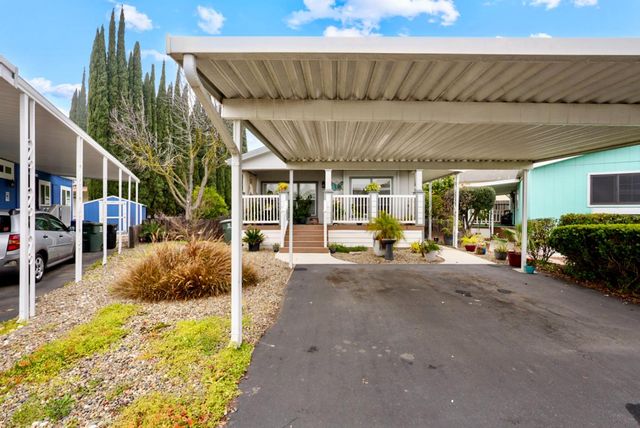 48 Clipper Lane, Modesto, CA 95356