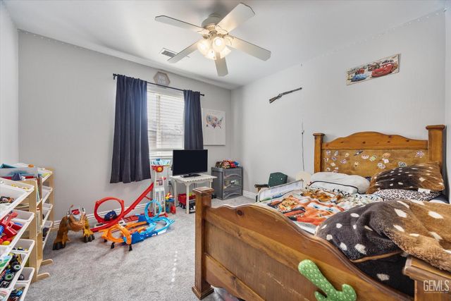 3603 Deslok Drive, Bakersfield, CA 93312