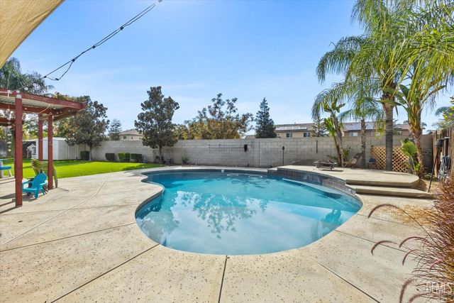 3603 Deslok Drive, Bakersfield, CA 93312