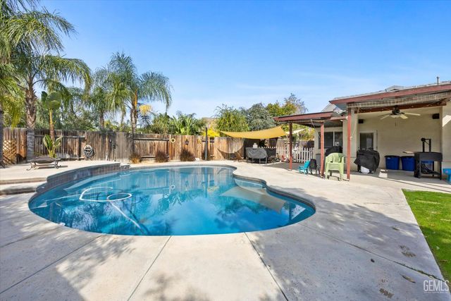 3603 Deslok Drive, Bakersfield, CA 93312