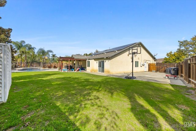 3603 Deslok Drive, Bakersfield, CA 93312