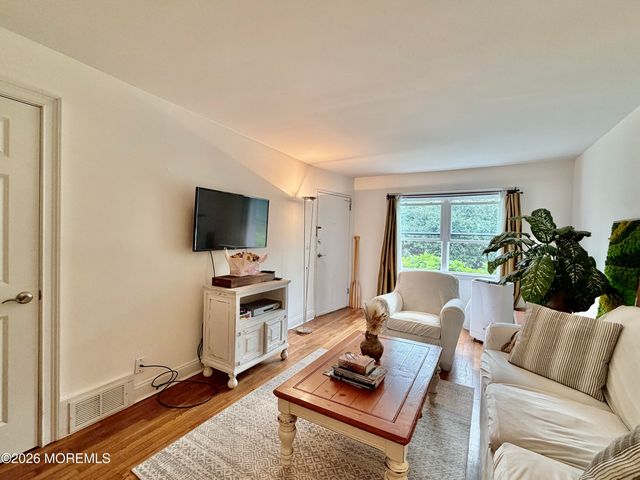 31 Cedar Avenue 29, Long Branch, NJ 07740