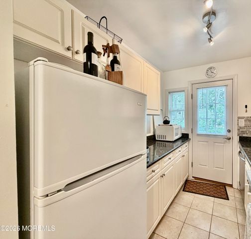 31 Cedar Avenue 29, Long Branch, NJ 07740