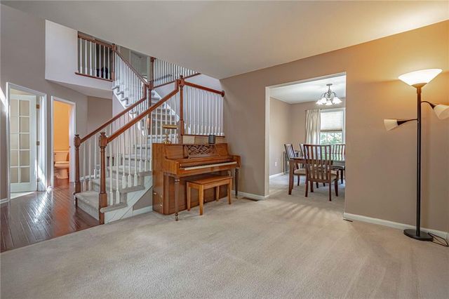 25 Grist Mill Lane, Easton, PA 18045