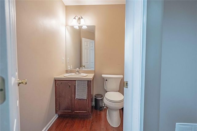 25 Grist Mill Lane, Easton, PA 18045