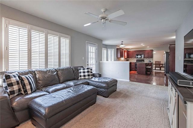 25 Grist Mill Lane, Easton, PA 18045