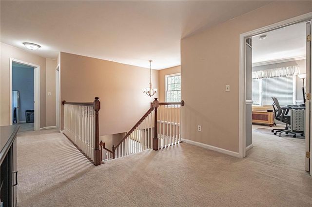 25 Grist Mill Lane, Easton, PA 18045