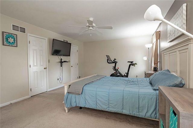 25 Grist Mill Lane, Easton, PA 18045