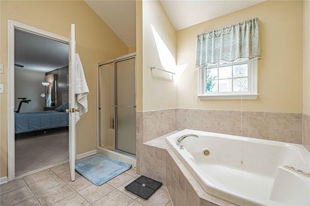 25 Grist Mill Lane, Easton, PA 18045