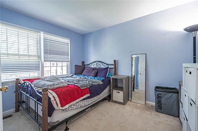 25 Grist Mill Lane, Easton, PA 18045