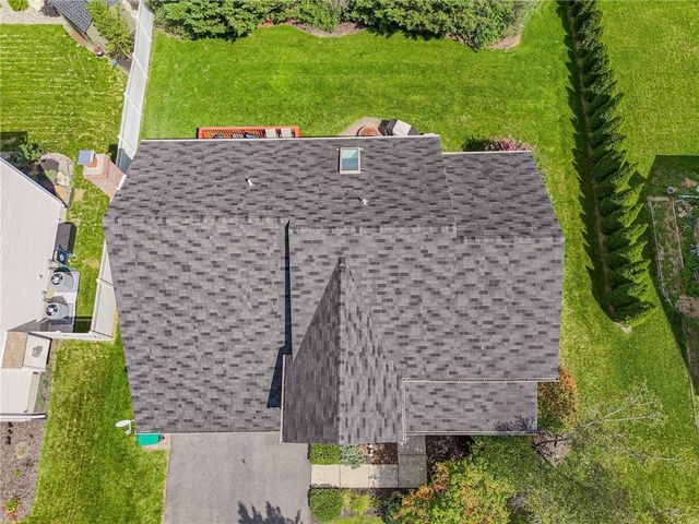 25 Grist Mill Lane, Easton, PA 18045