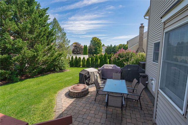 25 Grist Mill Lane, Easton, PA 18045