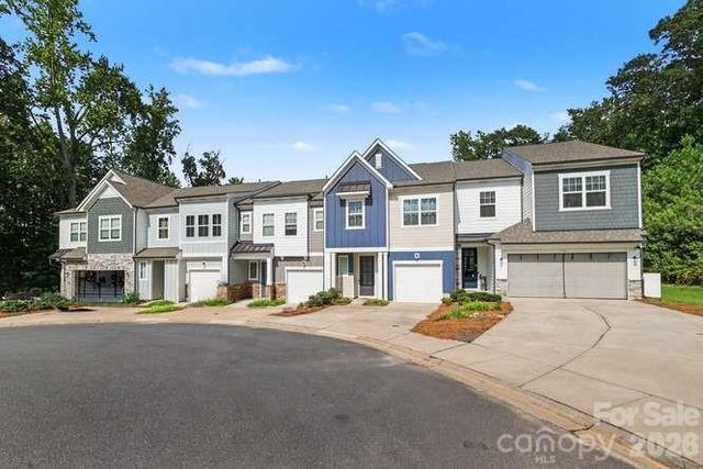 534 MADISON FALLS Court, Fort Mill, SC 29708