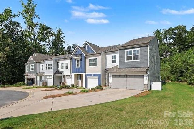 534 MADISON FALLS Court, Fort Mill, SC 29708