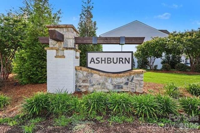 534 MADISON FALLS Court, Fort Mill, SC 29708