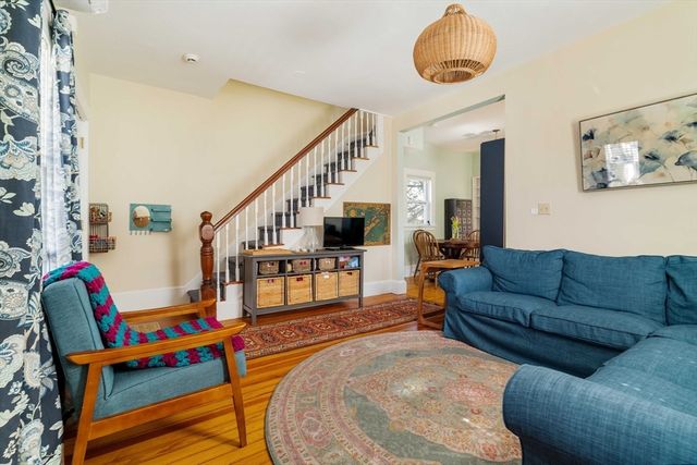 10 Gilman Street, Boston, MA 02131