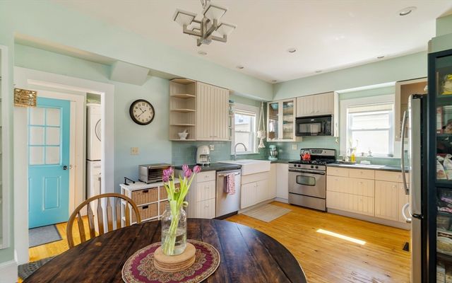 10 Gilman Street, Boston, MA 02131