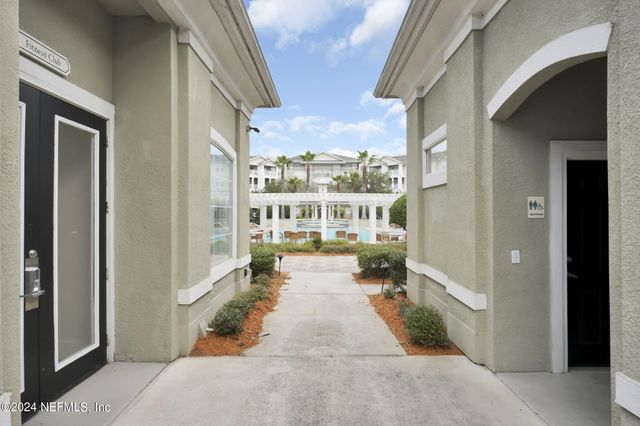 8290 GATE Parkway W 132, Jacksonville, FL 32216