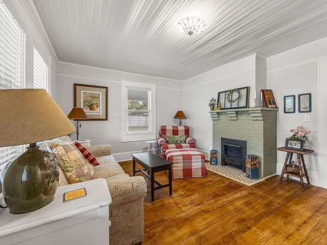 26 Lude Johnson Boulevard, Campobello, SC 29322
