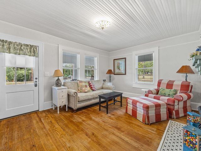 26 Lude Johnson Boulevard, Campobello, SC 29322