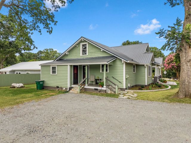 26 Lude Johnson Boulevard, Campobello, SC 29322