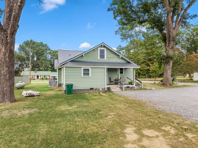 26 Lude Johnson Boulevard, Campobello, SC 29322