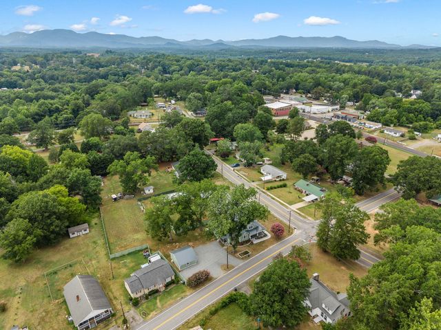 26 Lude Johnson Boulevard, Campobello, SC 29322