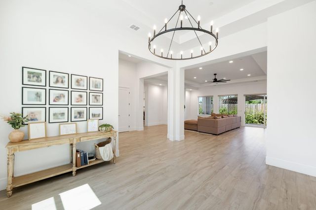 8907 Maple Hill Ln, Orangevale, CA 95662